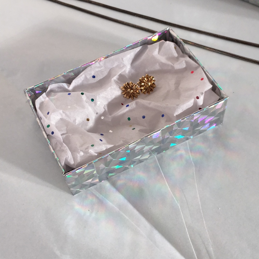 Gold sunflower studs